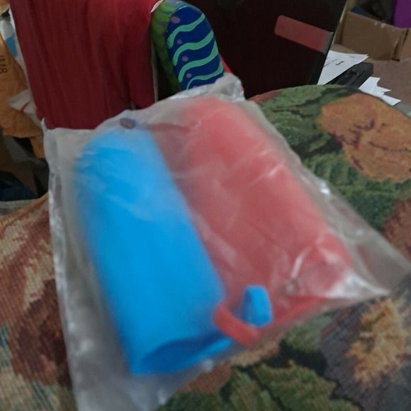 New Nintendo Switch Protector Color Blue And Red - Picture 1 of 1